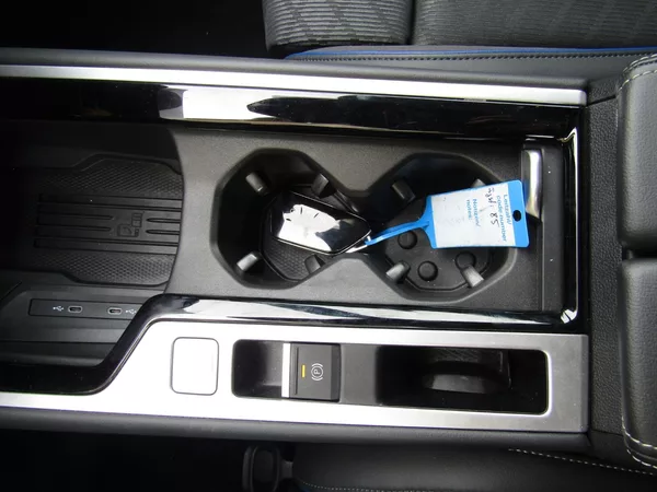 Volkswagen Passat 2.0 TDI 110kW DSG R-Line - foto 41