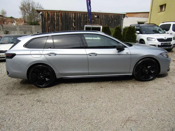 Volkswagen Passat 2.0 TDI 110kW DSG R-Line - foto 9