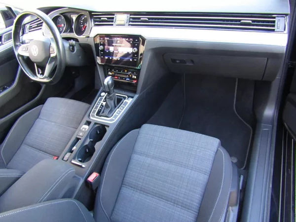 Volkswagen Passat 2.0 TDI DSG ACC - foto 14
