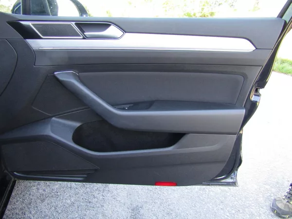 Volkswagen Passat 2.0 TDI DSG ACC - foto 28