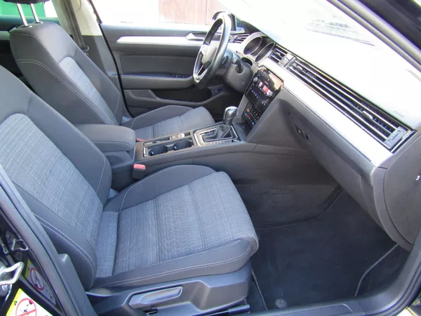 Volkswagen Passat 2.0 TDI DSG ACC - foto 29