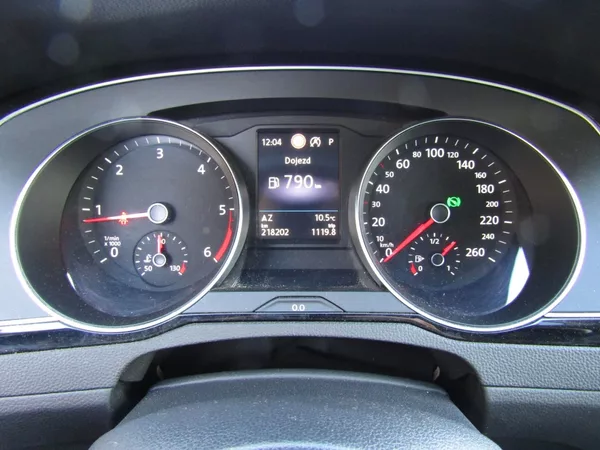 Volkswagen Passat 2.0 TDI DSG ACC - foto 30
