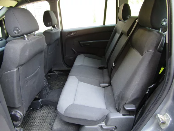 Opel Zafira 1.9 CDTi 88kW - foto 21