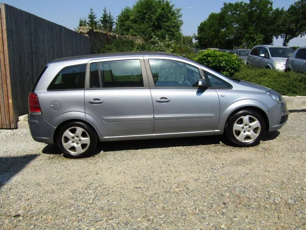 Opel Zafira 1.9 CDTi 88kW - foto 3