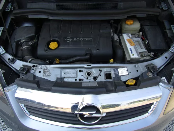 Opel Zafira 1.9 CDTi 88kW - foto 33