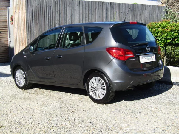 Opel Meriva 1.4 T 88kW - foto 11