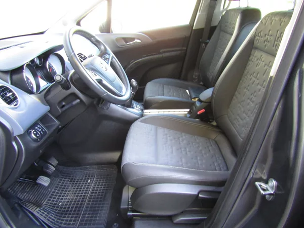 Opel Meriva 1.4 T 88kW - foto 19