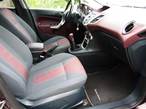 Ford Fiesta 1.6 TDCi 66kW - foto 26
