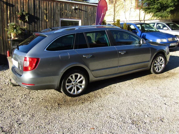 Škoda Superb 2.0 TDI 103kW BEZ KOROZE - foto 10