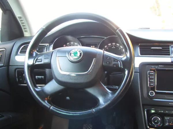 Škoda Superb 2.0 TDI 103kW BEZ KOROZE - foto 16
