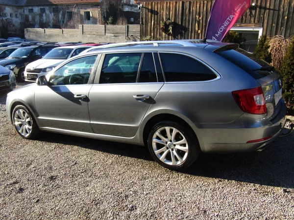 Škoda Superb 2.0 TDI 103kW BEZ KOROZE - foto 4