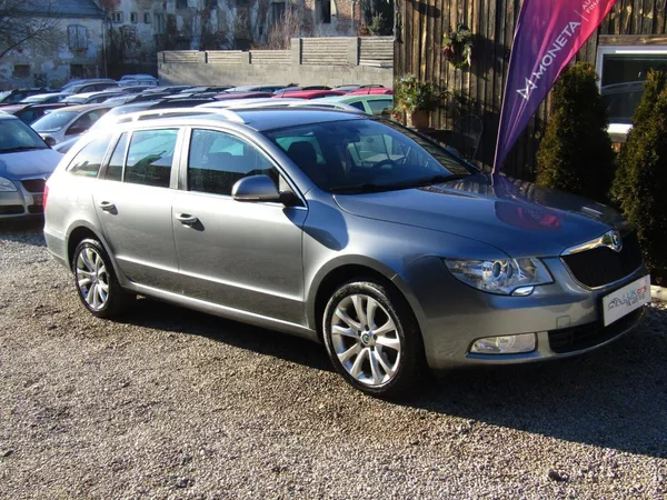 Škoda Superb 2.0 TDI 103kW BEZ KOROZE - foto 7
