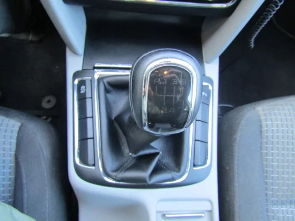 Škoda Superb 1.6 TDI 77kW ZIMNÍ PNEU - foto 30