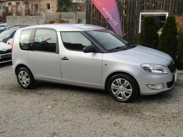 Škoda Roomster 1.6 TDI 66kW BEZ KOROZE - foto 8