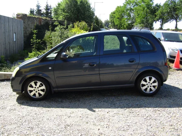 Opel Meriva 1.7 CDTi 74kW - foto 10