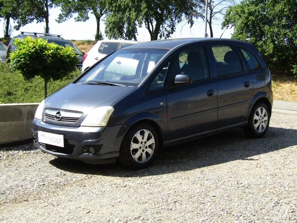 Opel Meriva 1.7 CDTi 74kW - foto 12