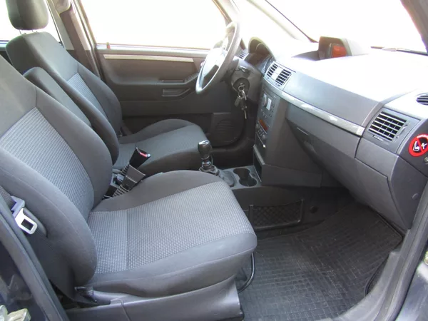 Opel Meriva 1.7 CDTi 74kW - foto 27