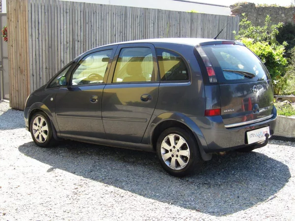 Opel Meriva 1.7 CDTi 74kW - foto 8