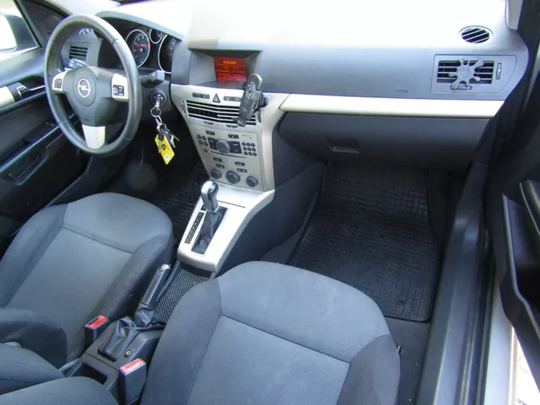 Opel Astra 1.8 16V AUTOMAT - foto 14
