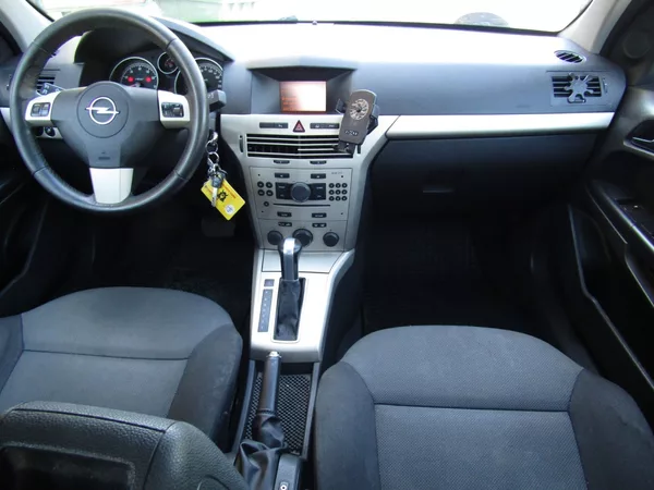 Opel Astra 1.8 16V AUTOMAT - foto 15