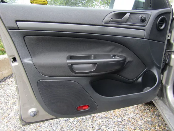 Škoda Octavia 1.6 MPI 75kW 1.MAJITEL - foto 18