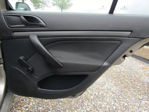 Škoda Octavia 1.6 MPI 75kW 1.MAJITEL - foto 24