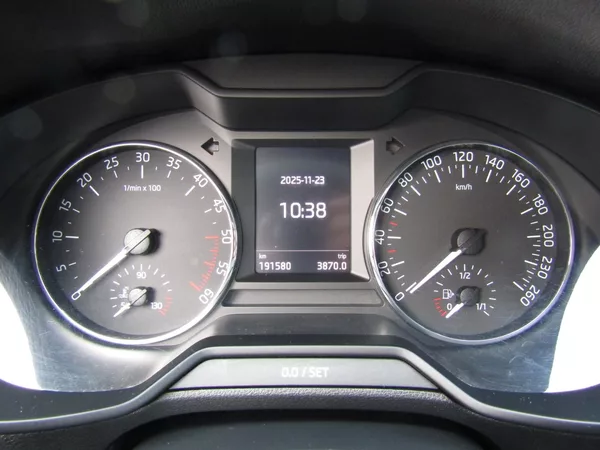 Škoda Octavia 1.6 TDI 77kW ZIMNÍ KOLA - foto 23