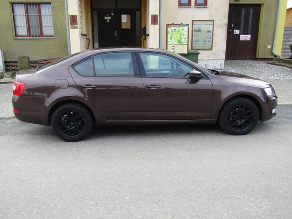 Škoda Octavia 1.6 TDI 77kW ZIMNÍ KOLA - foto 9