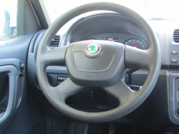 Škoda Roomster 1.6 TDI 66kW - foto 16