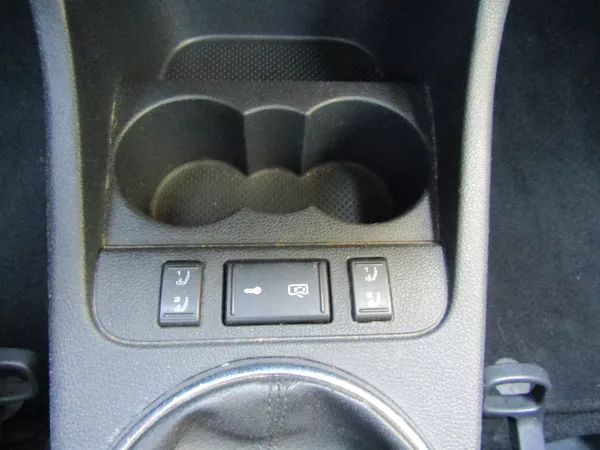 Škoda Roomster 1.6 TDI 66kW - foto 32