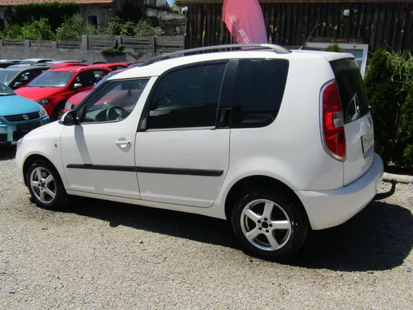 Škoda Roomster 1.6 TDI 66kW - foto 4