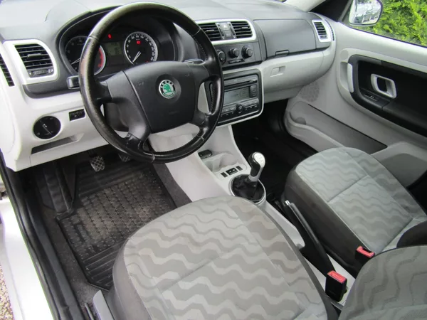 Škoda Roomster 1.6 16V 77kW - foto 13