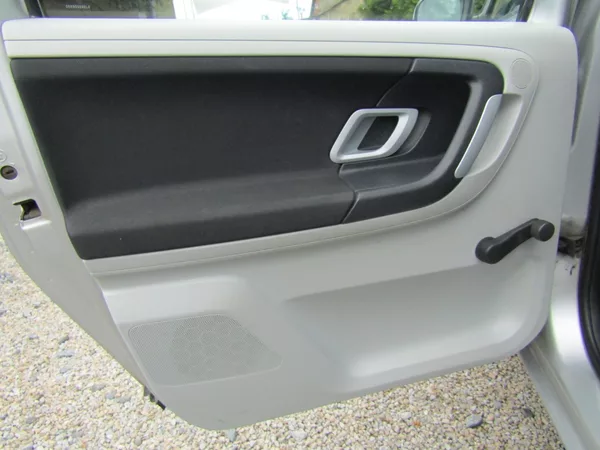 Škoda Roomster 1.6 16V 77kW - foto 20