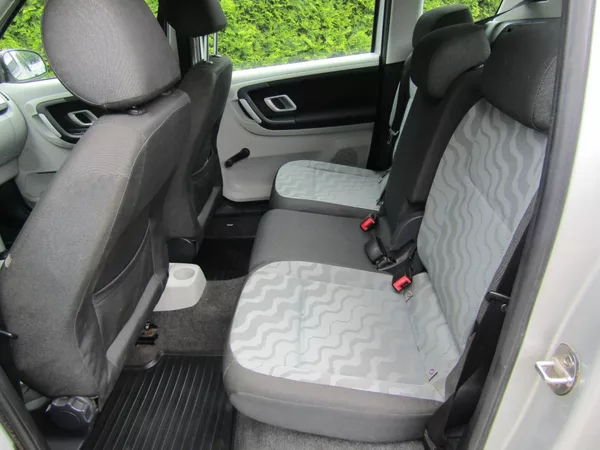 Škoda Roomster 1.6 16V 77kW - foto 21