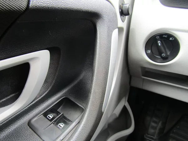 Škoda Roomster 1.6 16V 77kW - foto 30