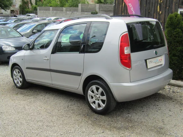 Škoda Roomster 1.6 16V 77kW - foto 5