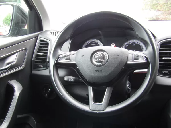 Škoda Karoq 1.0 TSI 85kW ACC + KAMERA - foto 16