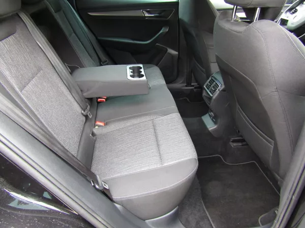 Škoda Karoq 1.0 TSI 85kW ACC + KAMERA - foto 26