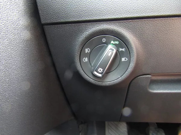 Škoda Karoq 1.0 TSI 85kW ACC + KAMERA - foto 31