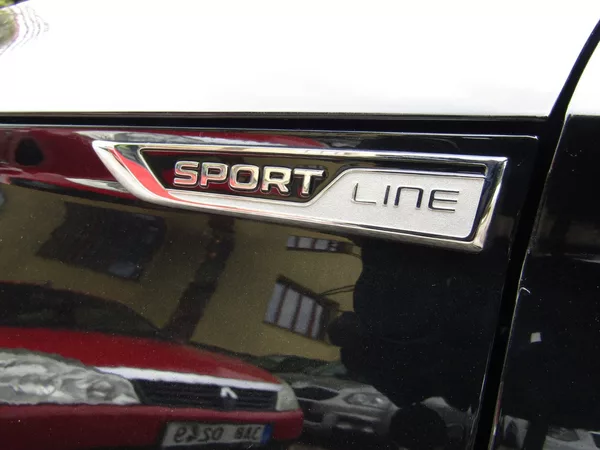 Škoda Superb 2.0 TDI 140kW DSG SPORT LINE - foto 18