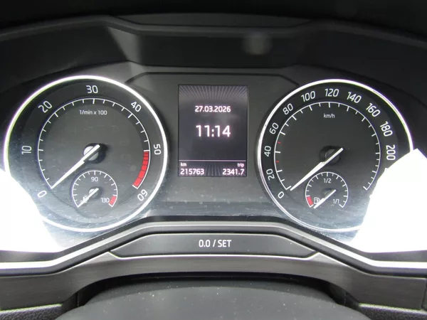 Škoda Superb 2.0 TDI 140kW DSG SPORT LINE - foto 31