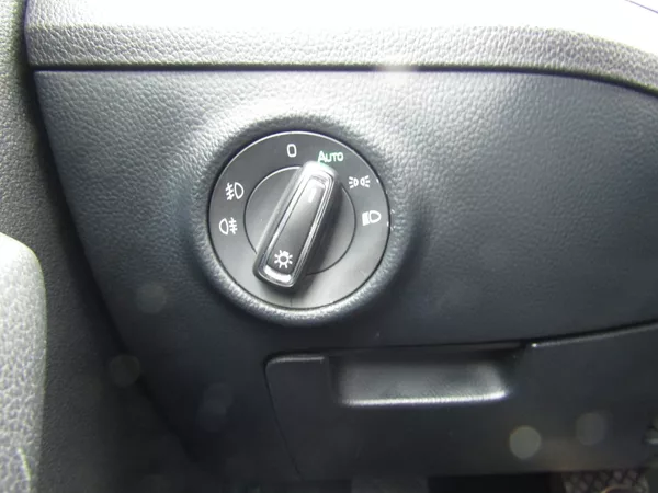 Škoda Superb 2.0 TDI 140kW DSG SPORT LINE - foto 33