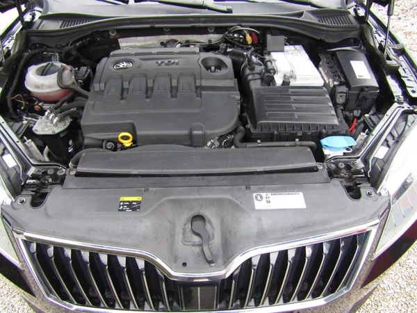 Škoda Superb 2.0 TDI 140kW DSG SPORT LINE - foto 46