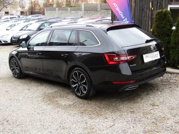 Škoda Superb 2.0 TDI 140kW DSG SPORT LINE - foto 5