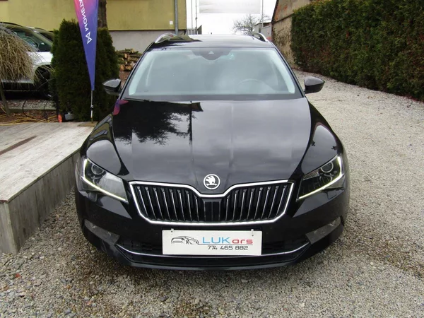 Škoda Superb 2.0 TDI 140kW DSG SPORT LINE - foto 6