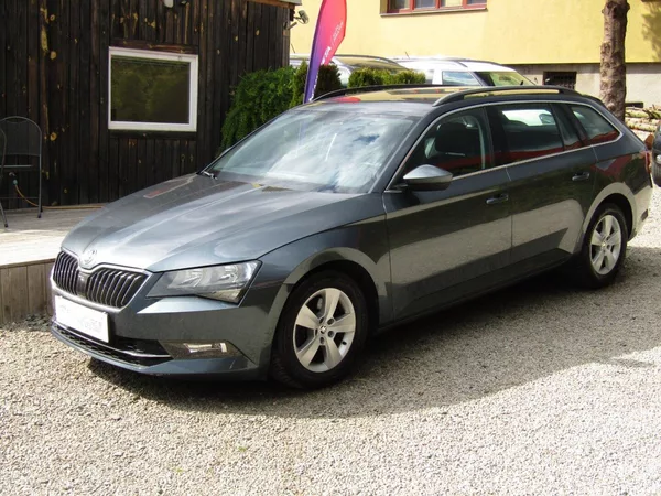 Škoda Superb 1.6 TDI 88kW DSG