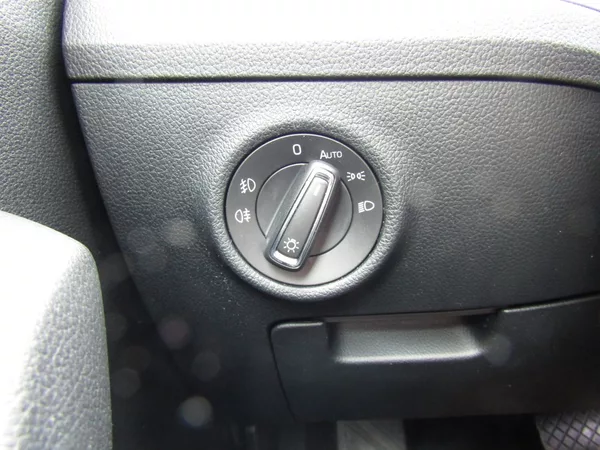 Škoda Superb 1.6 TDI 88kW DSG - foto 29