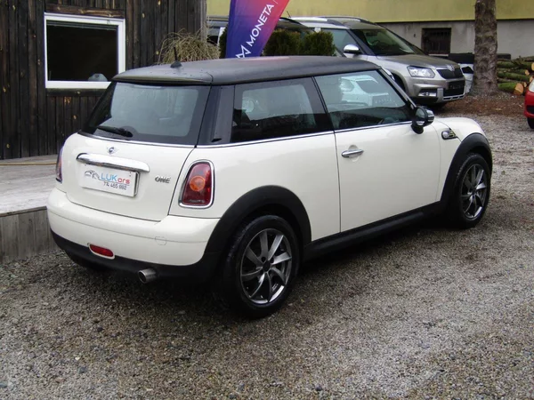 Mini One 1.4 16v 55kW NOVÁ SPOJKA - foto 11
