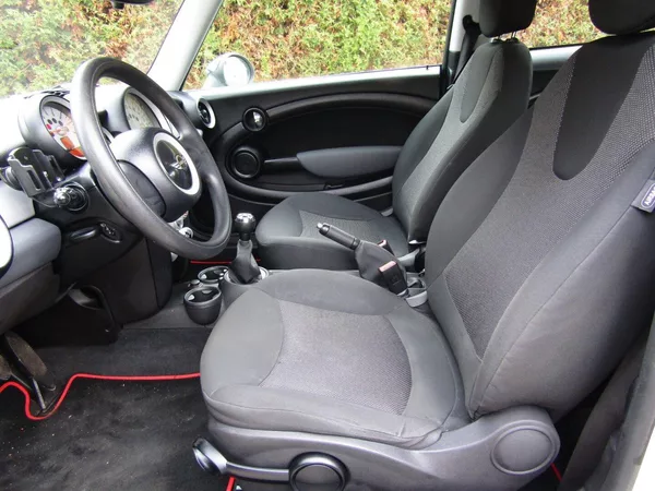 Mini One 1.4 16v 55kW NOVÁ SPOJKA - foto 17