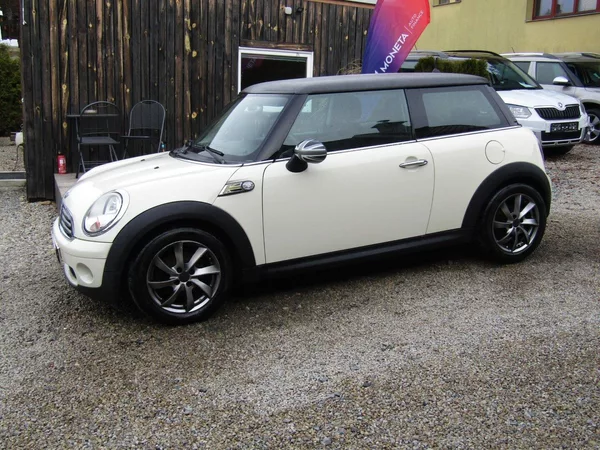 Mini One 1.4 16v 55kW NOVÁ SPOJKA - foto 2